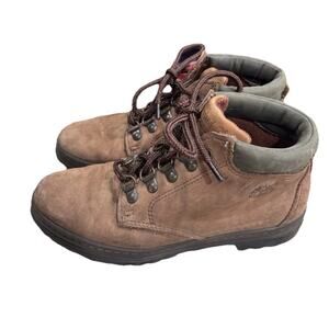 Vintage 90's Women's Timberland Ladies Hiking Leather Boots 69356 size 6